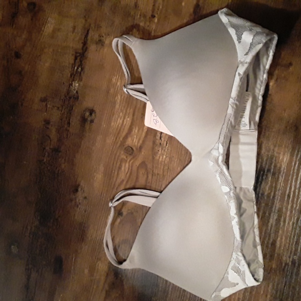 Aerie 32B Grey Lace Padded Wirefree Pretty Bra